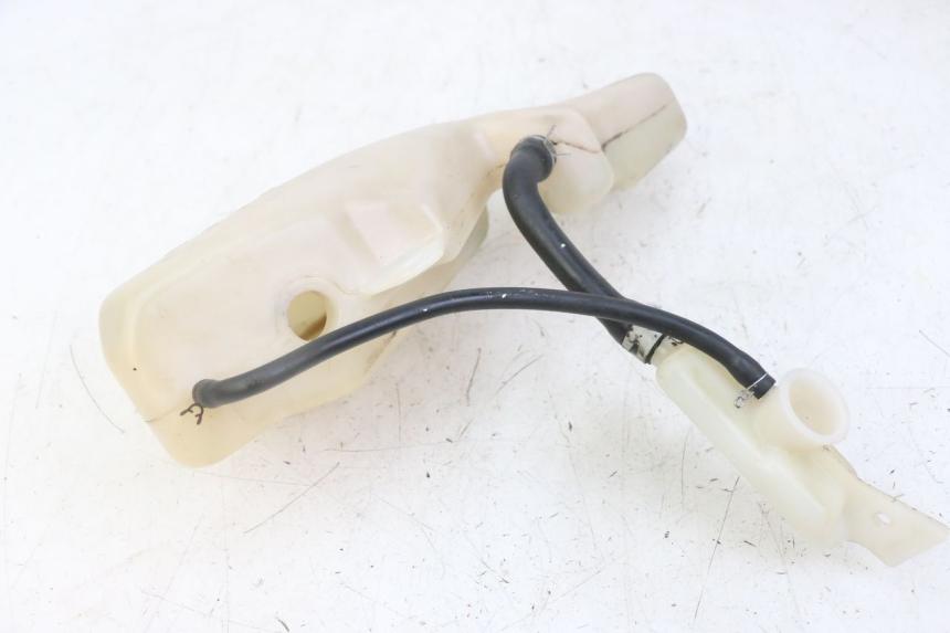 photo de RESERVOIR HUILE YAMAHA TDR DELTABOX 125 (1997 - 2003) - Détail de la pièce
