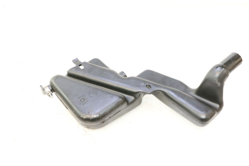 photo de RESERVOIR HUILE PIAGGIO TYPHOON 50 (2000 - 2009) - Autre angle de vue