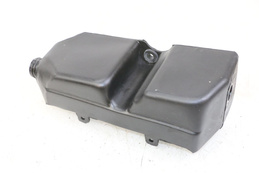 photo de RESERVOIR HUILE VENT DERAPAGE 50 (2018 - 2023) - Zoom état d’usage