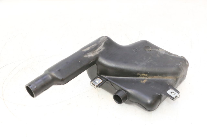 photo de RÉSERVOIR HUILE PIAGGIO VESPA LX 2T 50 (2005 - 2013) - Zoom état d’usage