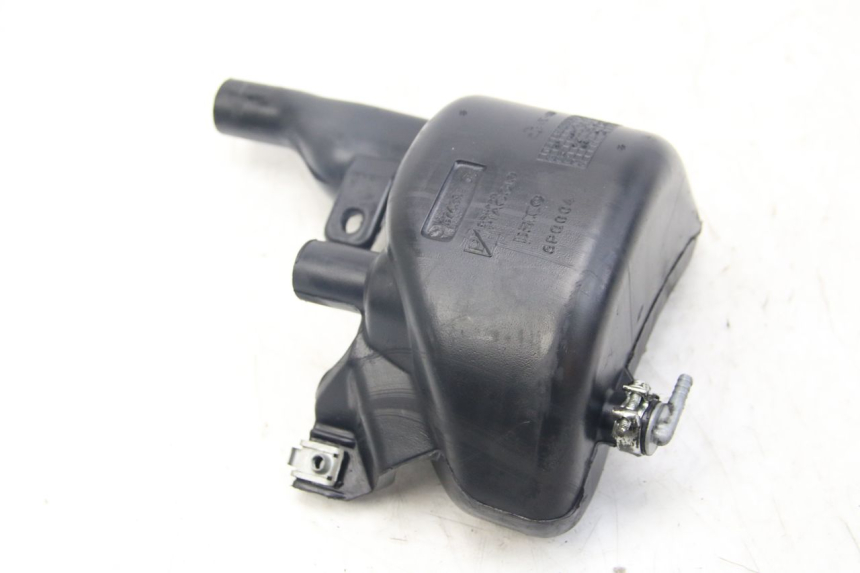 photo de RÉSERVOIR HUILE PIAGGIO VESPA SPRINT 2T 50 (2014 - 2018) - Vue d’ensemble