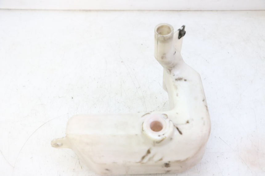 photo de RÉSERVOIR HUILE PEUGEOT VIVACITY NEW 2T 50 (2008 - 2017) - Vue d’ensemble