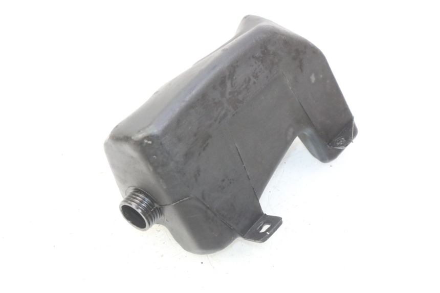 photo de RÉSERVOIR HUILE MBK X-LIMIT XLIMIT 50 (2003 - 2006) - Gros plan technique