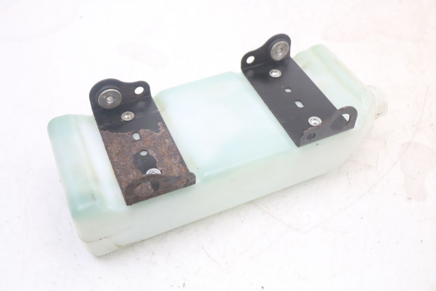 photo de RÉSERVOIR HUILE FANTIC XM PERFORMANCE 2T 50 (2021 - 2022) - Vue d’ensemble