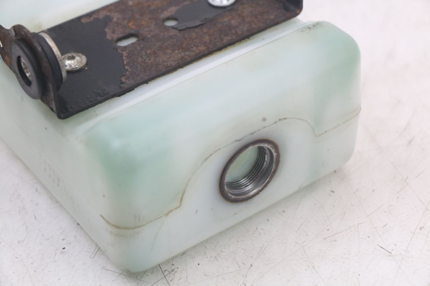 photo de RÉSERVOIR HUILE FANTIC XM PERFORMANCE 2T 50 (2021 - 2022) - Marquages et références