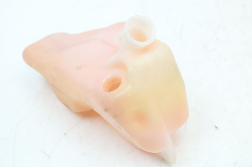 photo de RESERVOIR HUILE YAMAHA YE ZEST 50 (1992 - 1998) - Zoom état d’usage