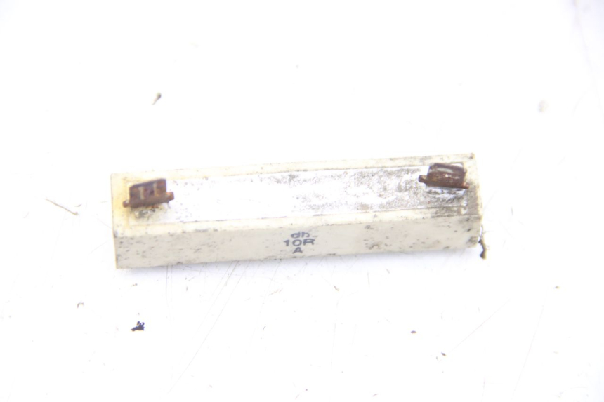 photo de RÉSISTANCE SUZUKI UH BURGMAN 125 (2002 - 2006) - Détail de la pièce