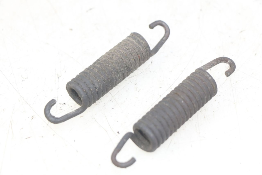 photo de RESSORT BEQUILLE CENTRALE HONDA FES PANTHEON 125 (2003 - 2007) - Vue principale