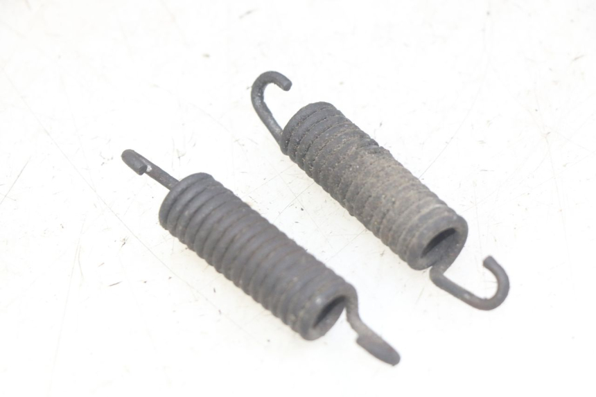 photo de RESSORT BEQUILLE CENTRALE HONDA FES PANTHEON 125 (2003 - 2007) - Zoom état d’usage