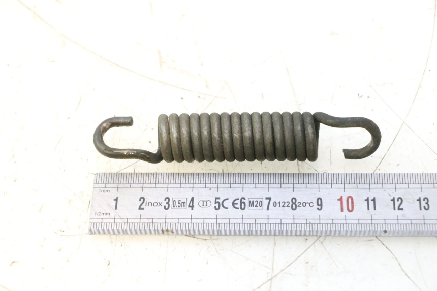 photo de RESSORT BEQUILLE CENTRALE PEUGEOT TREKKER 50 (1995 - 2004) - Détail de la pièce