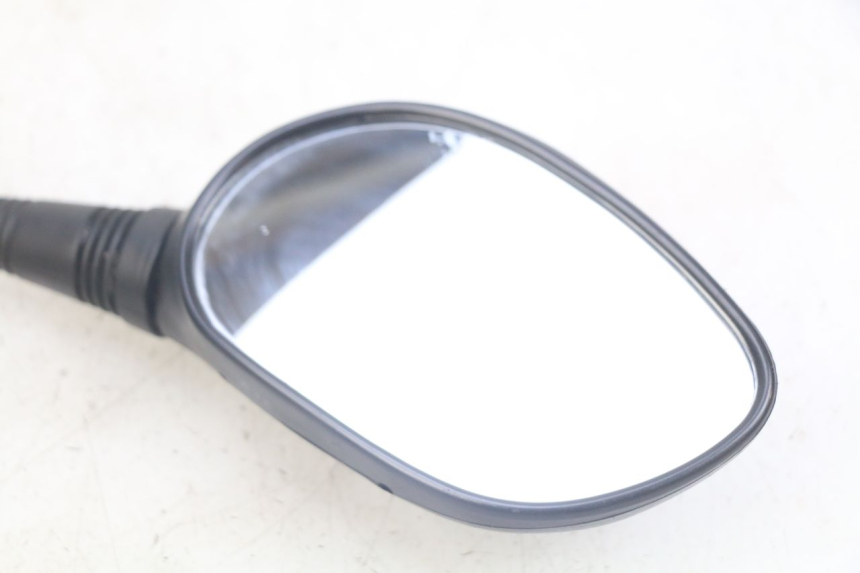 photo de RéTROVISEUR DROIT KYMCO AGILITY 16+ 4T 50 (2018 - 2023) - Points de fixation