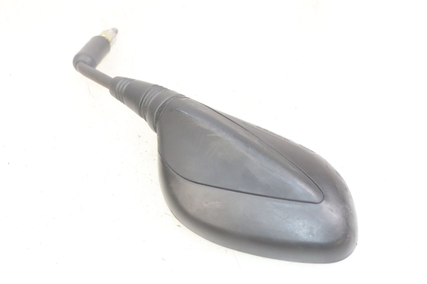 photo de RéTROVISEUR DROIT KYMCO AGILITY 16+ 4T 50 (2018 - 2023) - Gros plan technique