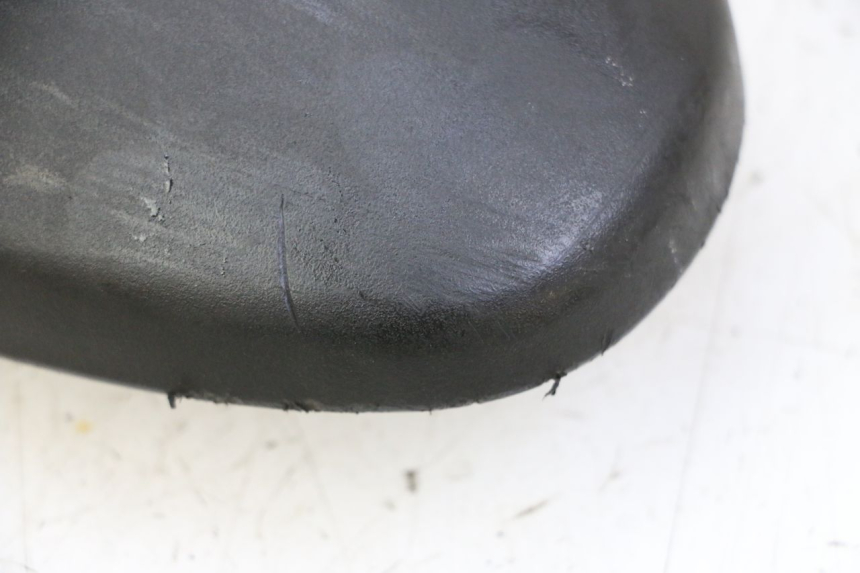 photo de RéTROVISEUR DROIT SUZUKI BURGMAN 125 (2007 - 2014) - Autre angle de vue