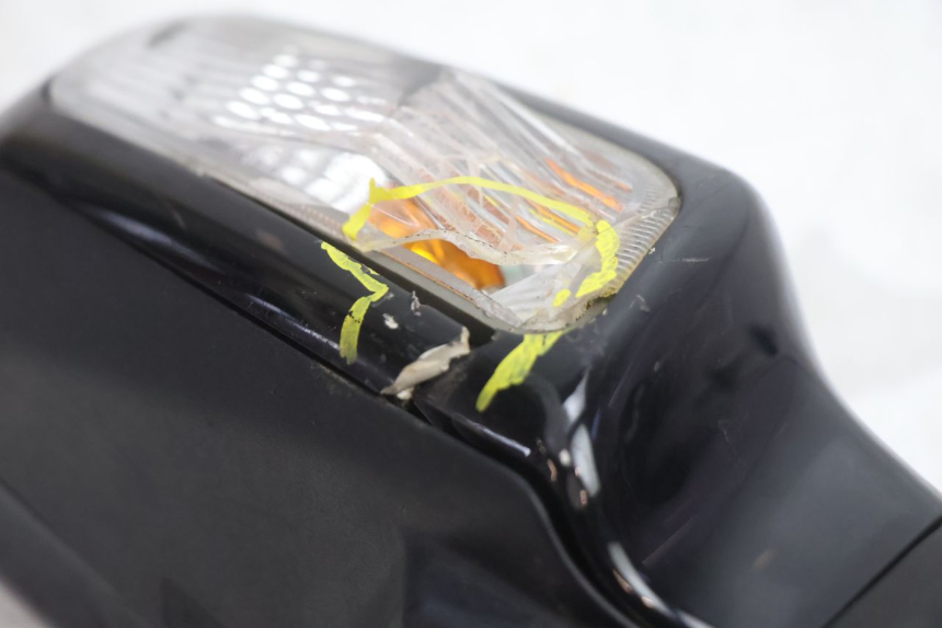 photo de RETROVISEUR DROIT SUZUKI BURGMAN EXECUTIVE ABS 650 (2006 - 2012) - Zoom composants