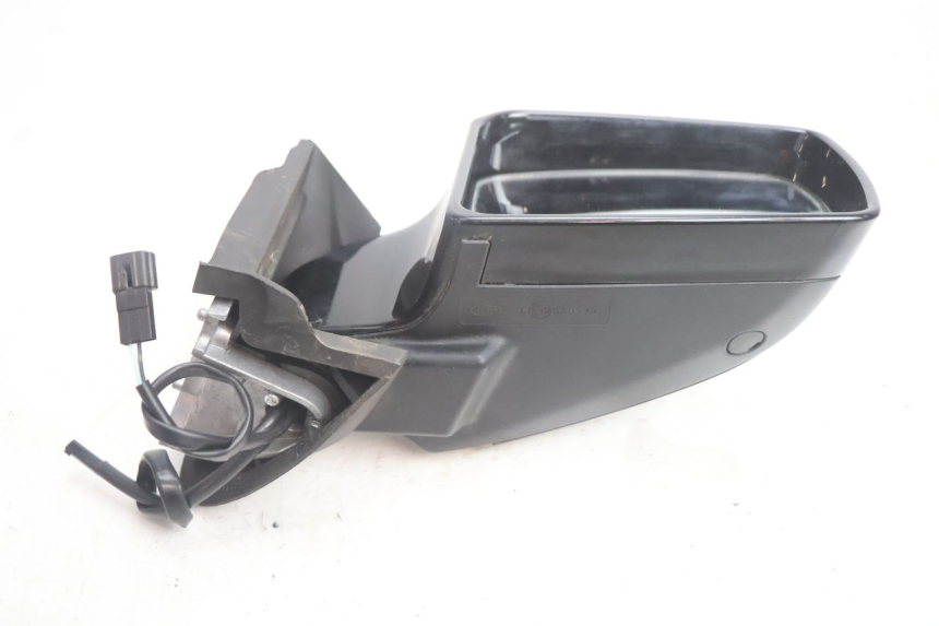 photo de RETROVISEUR DROIT SUZUKI BURGMAN EXECUTIVE ABS 650 (2006 - 2012) - Autre angle de vue