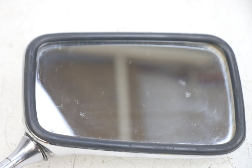 photo de RéTROVISEUR DROIT HONDA CA REBEL 125 (1995 - 2001) - Détails caractéristiques