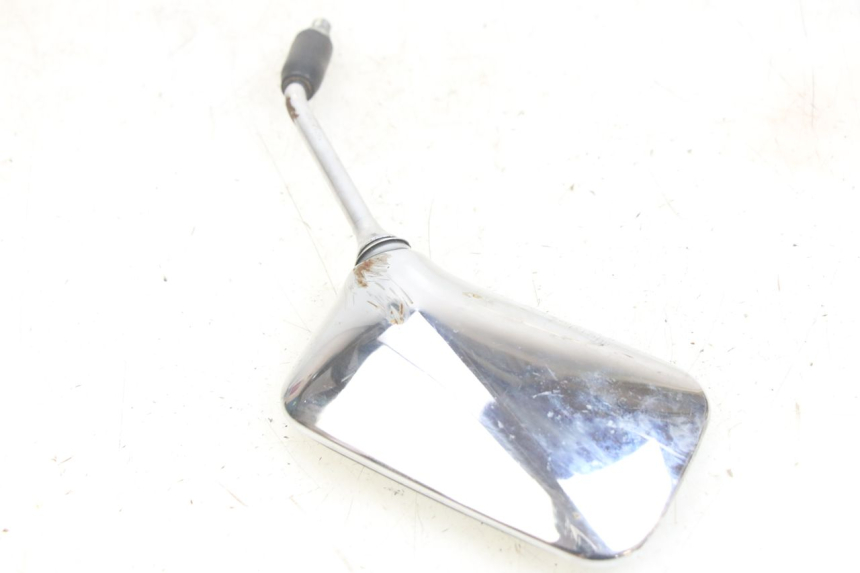 photo de RéTROVISEUR DROIT HONDA CA REBEL 125 (1995 - 2001) - Pièce contrôlée