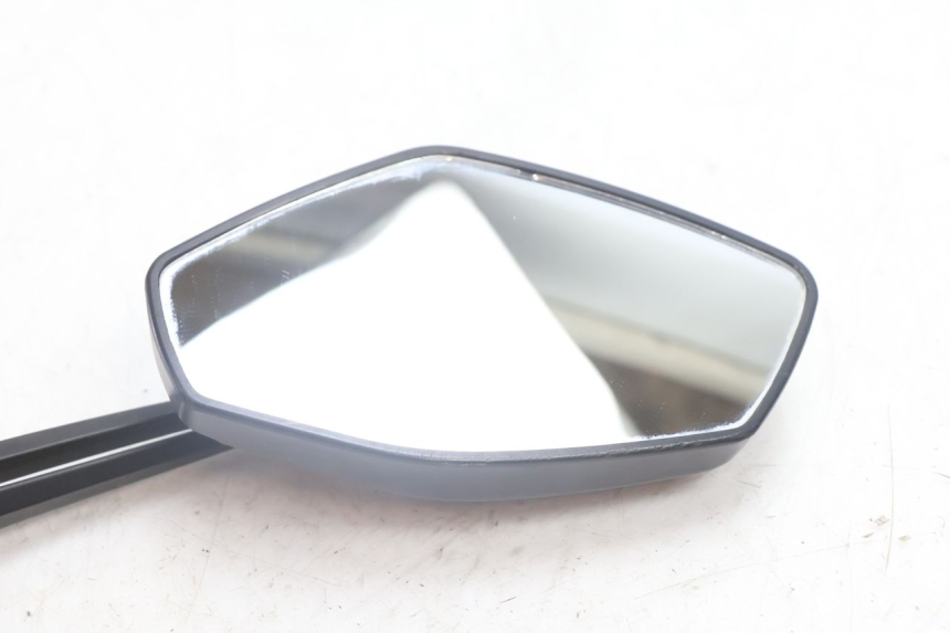 photo de RETROVISEUR DROIT TNT MOTOR GRIDO 2T 50 (2010 - 2019) - Zoom état d’usage