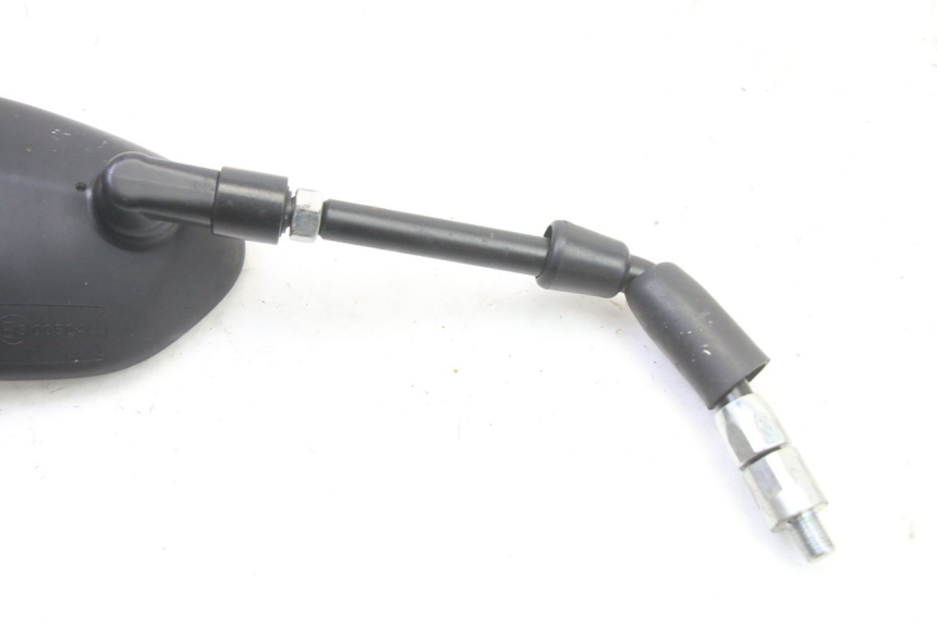 photo de RETROVISEUR DROIT SUZUKI GSR 750 (2011 - 2017) - État de surface