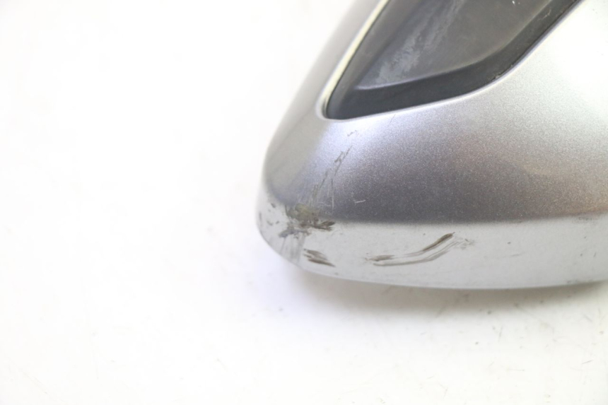photo de RETROVISEUR DROIT SYM GTS EVO 125 (2009 - 2013) - État de surface