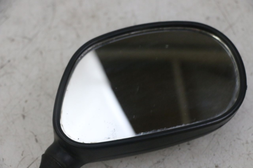 photo de RETROVISEUR DROIT PEUGEOT KISBEE 2T 50 (2018 - 2022) - Points de fixation