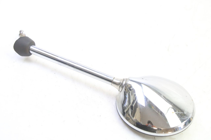 photo de RETROVISEUR DROIT PIAGGIO LIBERTY 4T 50 (2009 - 2015) - Gros plan technique