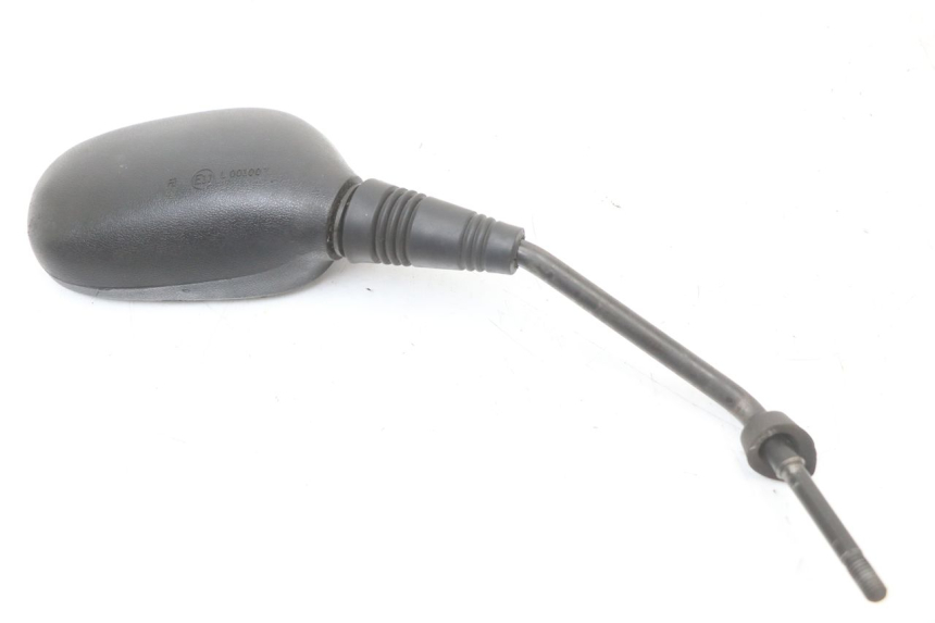 photo de RETROVISEUR DROIT PIAGGIO MP3 125 (2006 - 2014) - Gros plan technique