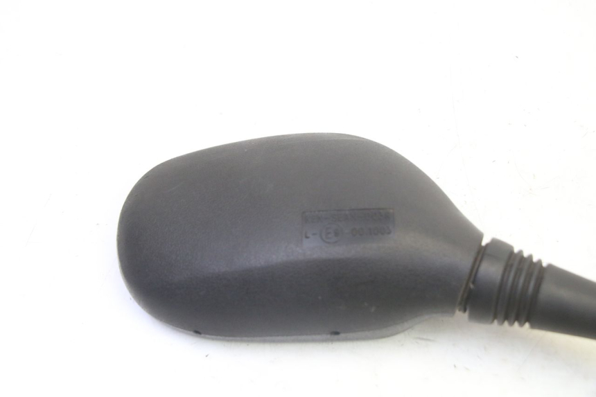 photo de RETROVISEUR DROIT PIAGGIO MP3 125 (2006 - 2014) - Vue d’ensemble