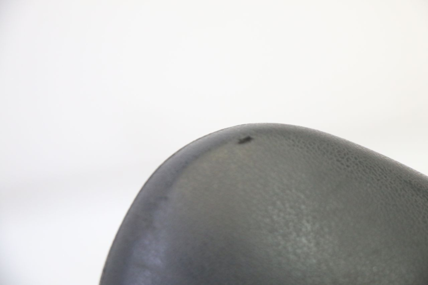 photo de RETROVISEUR DROIT PIAGGIO MP3 RL 250 (2006 - 2010) - État de surface