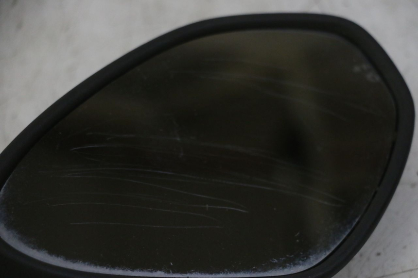 photo de RéTROVISEUR DROIT GILERA NEXUS 125 (2009 - 2013) - Pièce contrôlée