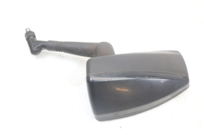 photo de RéTROVISEUR DROIT PEUGEOT SATELIS 125 (2010 - 2012) - Gros plan technique