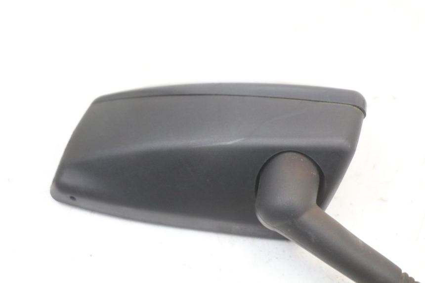 photo de RéTROVISEUR DROIT PEUGEOT SATELIS 125 (2010 - 2012) - Points de fixation