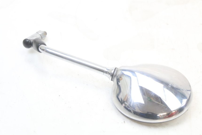 photo de RETROVISEUR DROIT PIAGGIO BEVERLY 125 (1998 - 2005) - Gros plan technique