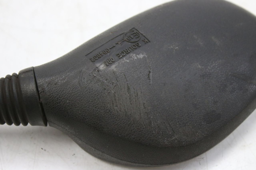 photo de RéTROVISEUR DROIT SUZUKI UH BURGMAN 125 (2002 - 2006) - État de surface