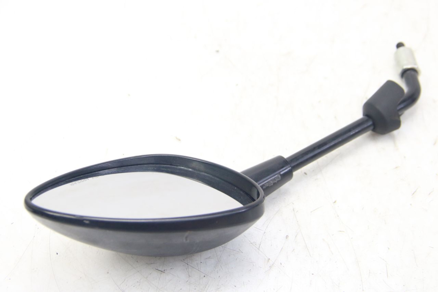 photo de RETROVISEUR DROIT PIAGGIO VESPA SPRINT 2T 50 (2014 - 2018) - Autre angle de vue