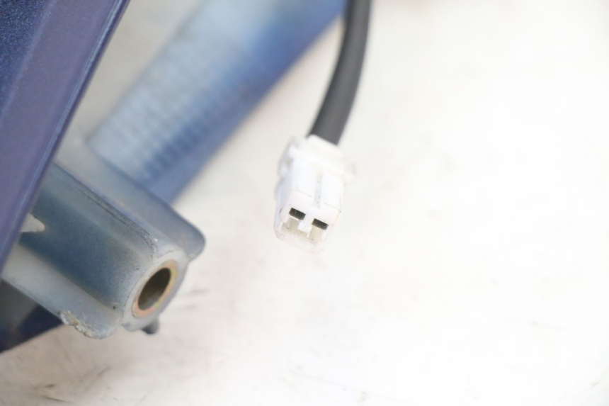 photo de RéTROVISEUR DROIT PIAGGIO X9 EVOLUTION 125 (2003 - 2007) - Zoom état d’usage