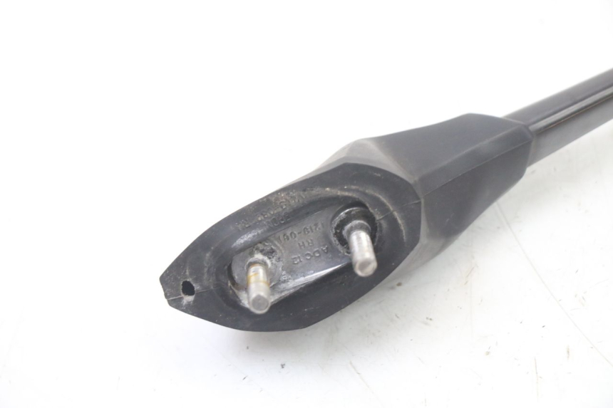 photo de RETROVISEUR DROIT YAMAHA FZS FAZER 600 (2001 - 2003) - Détail de la pièce