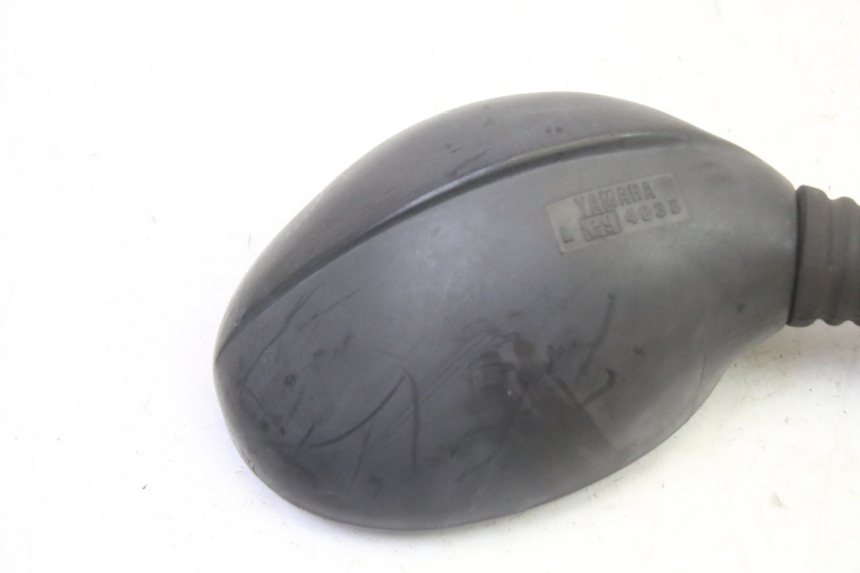 photo de RETROVISEUR DROIT YAMAHA YP MAJESTY 125 (2007 - 2010) - Points de fixation