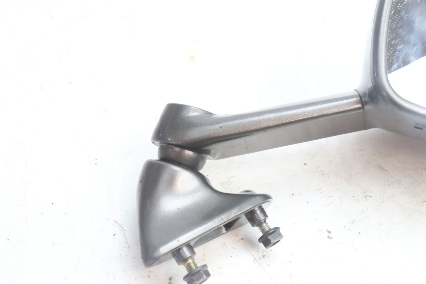 photo de RéTROVISEUR DROIT KAWASAKI ZZR 600 (1995 - 2004) - Zoom état d’usage