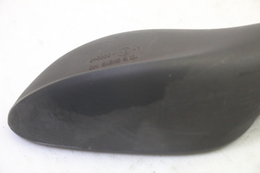 photo de RETROVISEUR GAUCHE QUADRO 4 4D 350 (2015 - 2018) - Gros plan technique