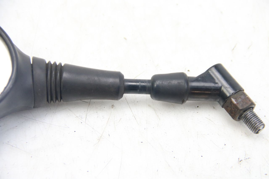 photo de RETROVISEUR GAUCHE SUZUKI BURGMAN 125 (2007 - 2014) - Gros plan technique