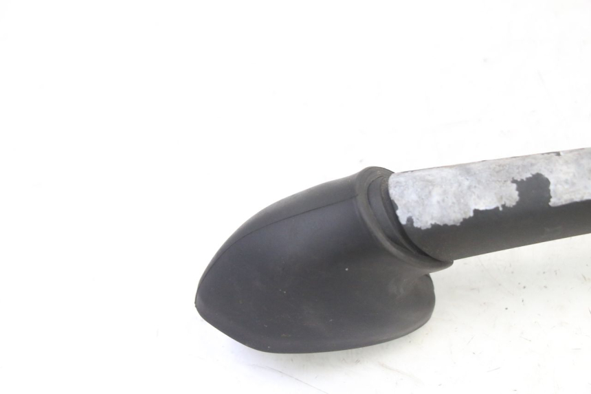 photo de RETROVISEUR GAUCHE YAMAHA FZ6 FAZER S2 600 (2007 - 2011) - Gros plan technique