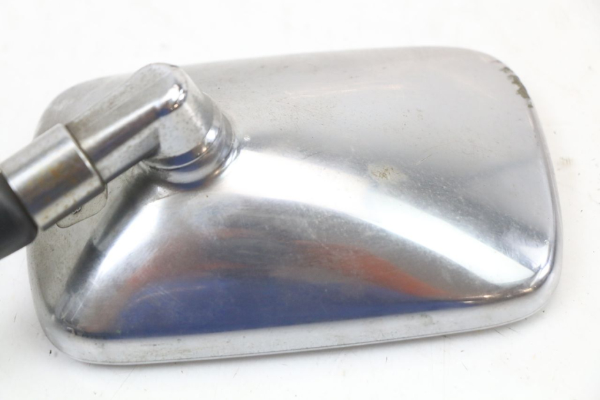 photo de RETROVISEUR GAUCHE SUZUKI GZ MARAUDER 125 (1998 - 2004) - État de surface