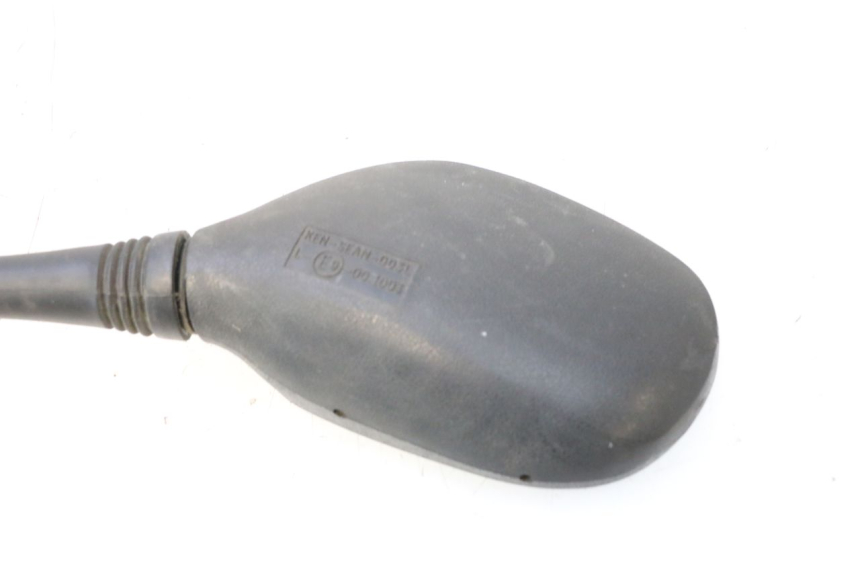photo de RETROVISEUR GAUCHE PIAGGIO MP3 125 (2006 - 2014) - Points de fixation