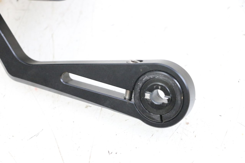 photo de RETROVISEUR GAUCHE YAMAHA MT-07 MT07 ABS 700 (2018 - 2020) - Détail de la pièce