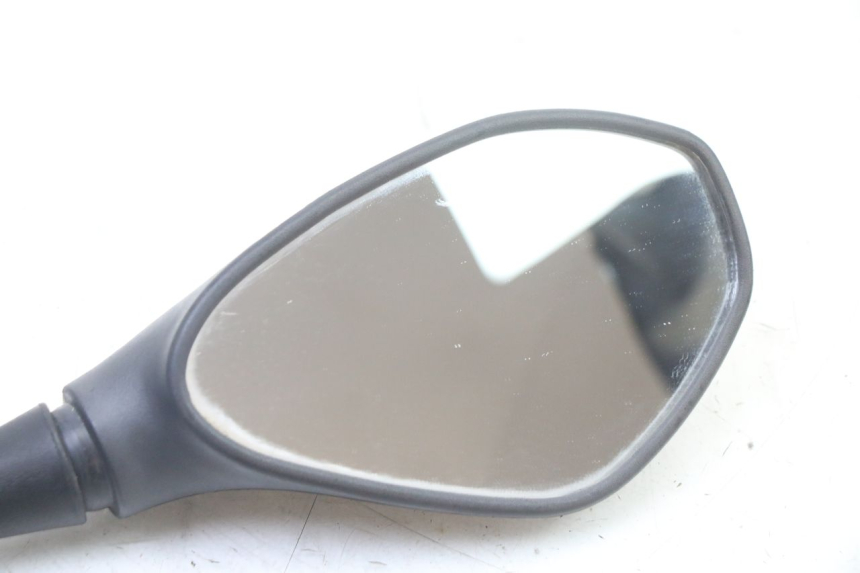 photo de RETROVISEUR GAUCHE PIAGGIO NEW TYPHOON 50 (2018 - 2021) - Gros plan technique