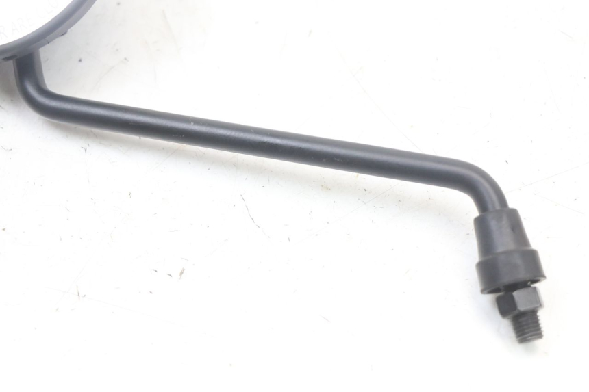 photo de RETROVISEUR GAUCHE ROYAL ENFIELD CONTINENTAL GT 650 (2019 - 2024) - Zoom état d’usage