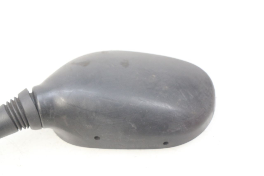 photo de RETROVISEUR GAUCHE SUZUKI SIXTEEN 125 (2008 - 2010) - Autre angle de vue