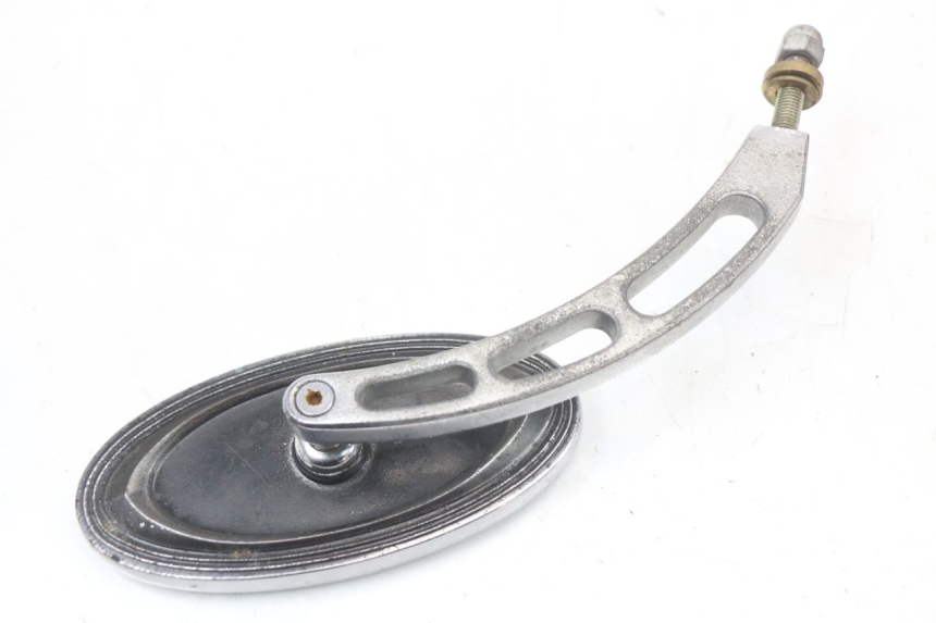 photo de RETROVISEUR GAUCHE HARLEY DAVIDSON SPORTSTER XL CUSTOM 1200 (2003 - 2004) - Gros plan technique