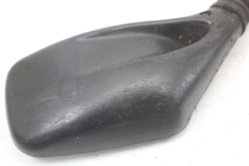 photo de RETROVISEUR GAUCHE APRILIA SR CARB LC 2T 50 (2004 - 2012) - Gros plan technique